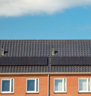 Huis met zonnepanelen